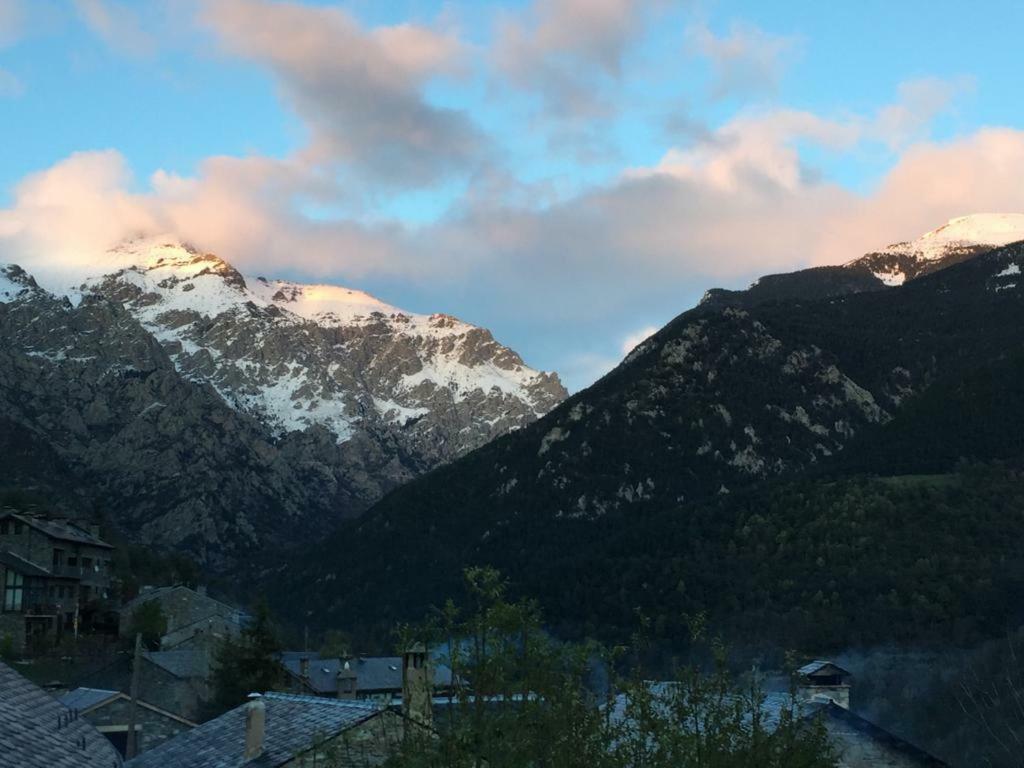 Casa De La Font De Dalt Villa Queralbs Eksteriør bilde